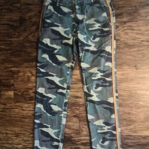 Sundy camo pants
